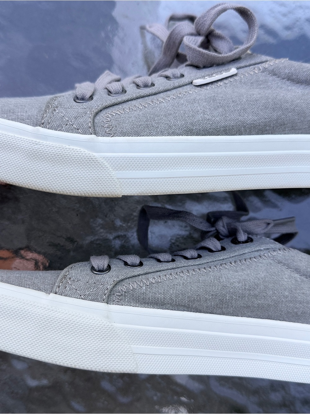 Taos Star Sneaker - Light Grey Canvas Shoe - Picture 7 of 10